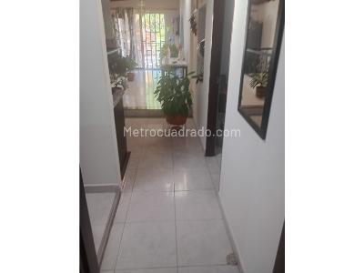 Apartamento de 2 alcobas en venta en Barrio Nuevo, Bello, 61 m² · foto 4 de 13