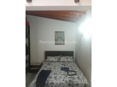Apartamento de 2 alcobas en venta en Barrio Nuevo, Bello, 61 m² · foto 6 de 13