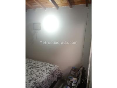 Apartamento de 2 alcobas en venta en Barrio Nuevo, Bello, 61 m² · foto 8 de 13