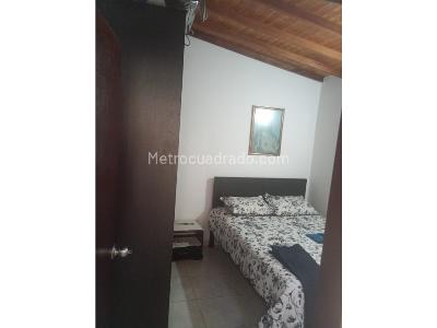 Apartamento de 2 alcobas en venta en Barrio Nuevo, Bello, 61 m² · foto 10 de 13