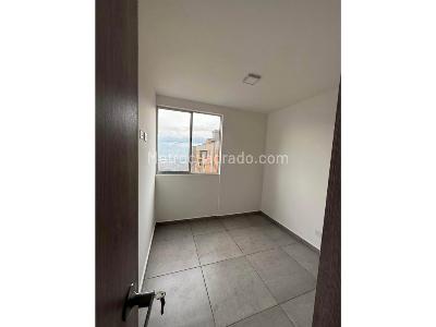 Apartamento de 3 alcobas en venta en El Ajizal, Itagüí, 57 m² · foto 6 de 9