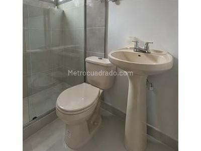 Apartamento en arriendo en Ciudad Del Rio, Medellín · foto 7 de 8