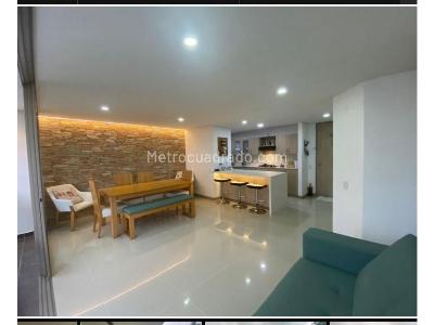 Apartamento en venta en Loma Del Esmeraldal, Envigado · foto 3 de 16