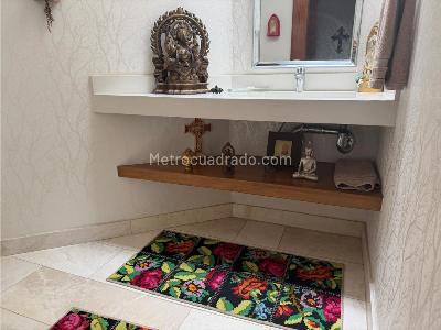 Apartamento en venta en El Poblado, Medellín · foto 7 de 20