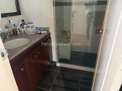 Apartamento en venta en La Aguacatala, Medellín · foto 9 de 11