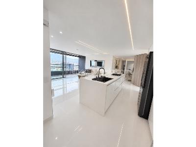 Apartamento de 3 alcobas en venta en Ciudad Del Rio, Medellín, 119 m² · foto 3 de 20