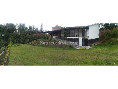 Casa de 3 alcobas en venta en Alto De Las Palmas, Envigado, 285 m² · foto 2 de 11