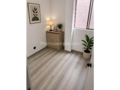 Apartamento de 2 alcobas en venta en La Castellana, Medellín, 69 m² · foto 5 de 14