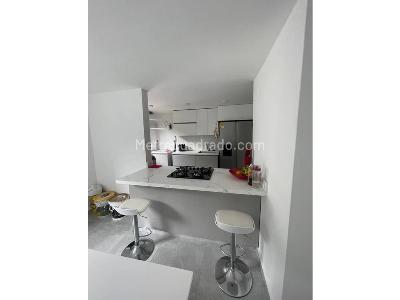 Apartamento de 2 alcobas en arriendo en San Diego, Medellín, 72 m² · foto 3 de 9