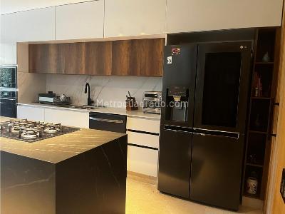 Casa de 3 alcobas en venta en La Calleja, Envigado, 202 m² · foto 9 de 20