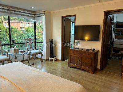 Apartamento en venta en El Tesoro, Medellín · foto 15 de 19