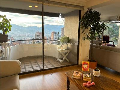 Apartamento en venta en El Tesoro, Medellín · foto 3 de 19