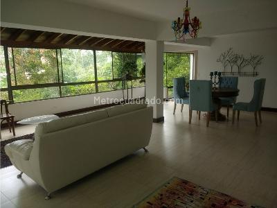 Casa de 5 alcobas en venta en El Poblado, Medellín, 450 m² · foto 15 de 20