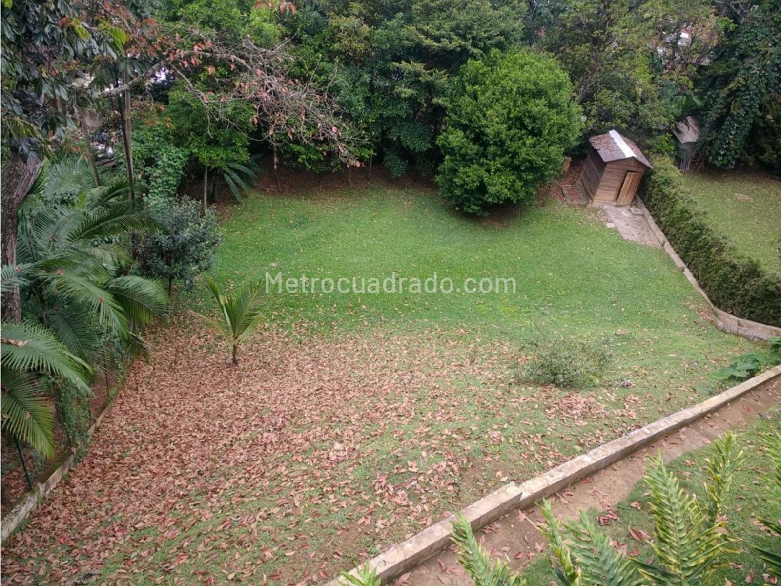 Casa de 5 habitaciones en venta en Poblado, Medellín — imagen 1 de 20