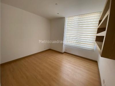Apartamento de 3 alcobas en venta en El Poblado, Medellín, 187 m² · foto 9 de 19
