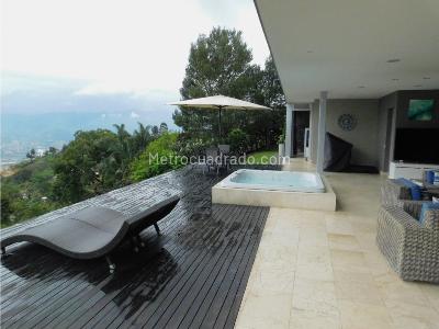 Casa de 5 alcobas en venta en Las Palmas, Medellín, 853 m² · foto 10 de 20