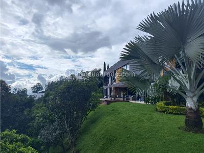 Casa de 5 alcobas en venta en Las Palmas, Medellín, 853 m² · foto 3 de 20
