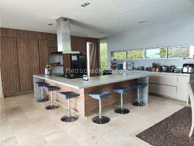 Casa de 5 alcobas en venta en Las Palmas, Medellín, 853 m² · foto 8 de 20