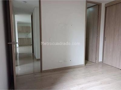 Apartamento de 3 alcobas en venta en Camino Verde, Envigado, 70 m² · foto 8 de 19