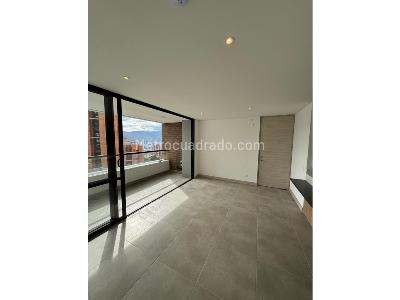 Apartaestudio en venta en El Poblado, Medellín, 67 m² · foto 4 de 13