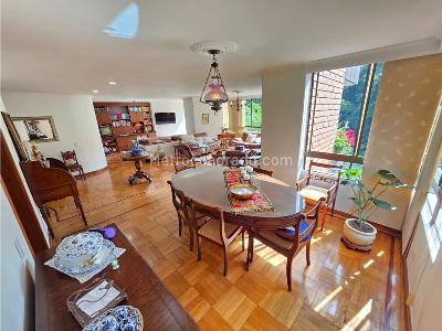 Apartamento de 3 alcobas en venta en El Poblado, Medellín, 177 m² · foto 3 de 19