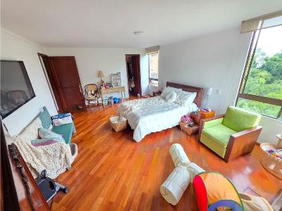 Apartamento de 3 alcobas en venta en El Poblado, Medellín, 177 m² · foto 9 de 19