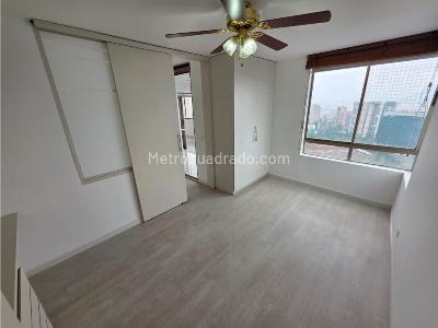 Apartamento en venta en El Poblado, Medellín · foto 11 de 20