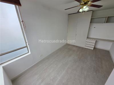 Apartamento en venta en El Poblado, Medellín · foto 14 de 20