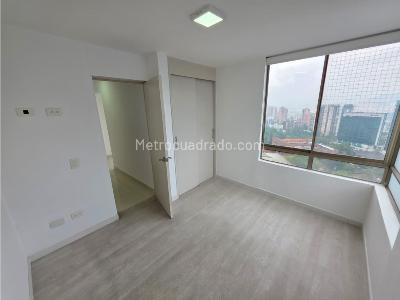 Apartamento en venta en El Poblado, Medellín · foto 15 de 20