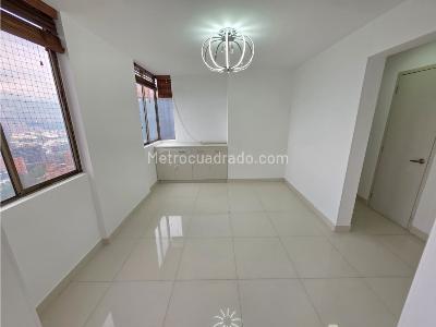 Apartamento en venta en El Poblado, Medellín · foto 2 de 20