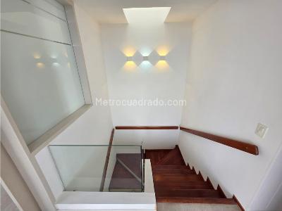 Apartamento en venta en El Poblado, Medellín · foto 7 de 20