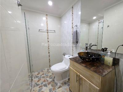 Apartamento en venta en El Poblado, Medellín · foto 17 de 20