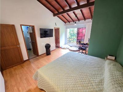 Casa de 3 alcobas en venta en El Poblado, Medellín, 316 m² · foto 13 de 20