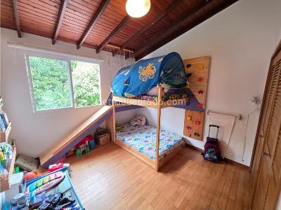 Casa de 3 alcobas en venta en El Poblado, Medellín, 316 m² · foto 17 de 20