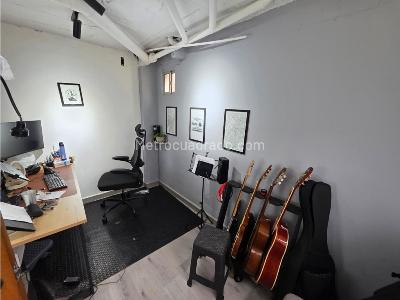 Casa de 3 alcobas en venta en El Poblado, Medellín, 316 m² · foto 18 de 20