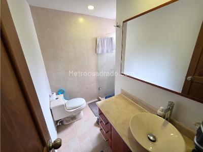 Casa de 3 alcobas en venta en El Poblado, Medellín, 316 m² · foto 19 de 20