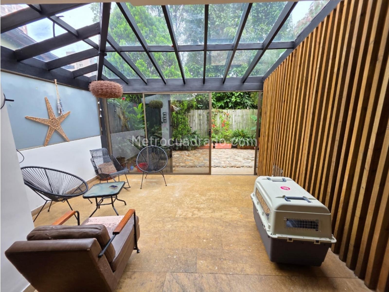Casa de 3 habitaciones en venta en Poblado, Medellín — imagen 1 de 20