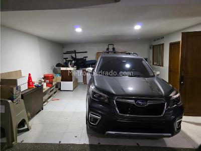 Casa de 3 alcobas en venta en El Poblado, Medellín, 316 m² · foto 20 de 20