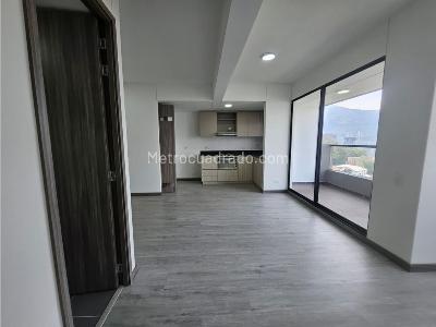 Apartamento en arriendo en Las Palmas, Medellín · foto 5 de 15