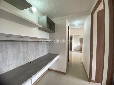 Apartamento de 3 alcobas en venta en Santa Ana, Bello, 60 m² · foto 12 de 20