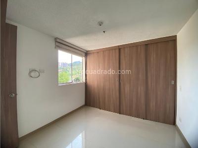 Apartamento de 3 alcobas en venta en Santa Ana, Bello, 60 m² · foto 19 de 20