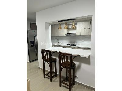 Casa de 3 alcobas en venta en Cumbres, Envigado, 160 m² · foto 3 de 16