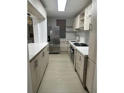 Casa de 3 alcobas en venta en Cumbres, Envigado, 160 m² · foto 4 de 16