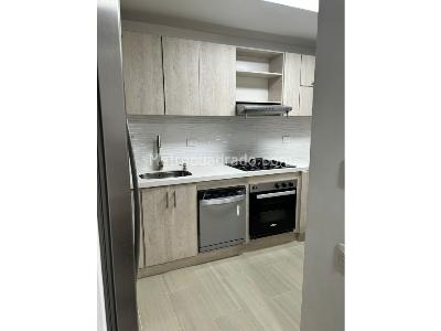 Casa de 3 alcobas en venta en Cumbres, Envigado, 160 m² · foto 5 de 16