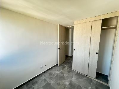 Apartamento de 3 alcobas en venta en Santa Ana, Bello, 55 m² · foto 16 de 19