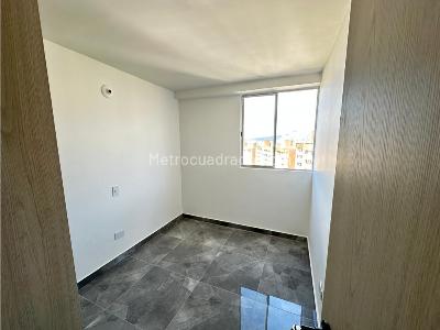 Apartamento de 3 alcobas en venta en Santa Ana, Bello, 55 m² · foto 9 de 19