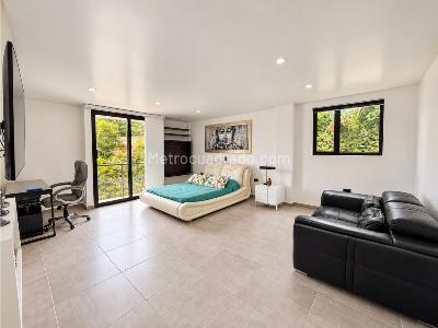Casa en venta en Loma Del Escobero, Envigado · foto 7 de 16