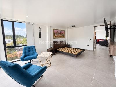 Casa en venta en Loma Del Escobero, Envigado · foto 9 de 16