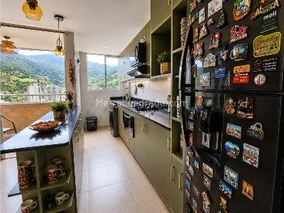 Apartamento de 3 alcobas en venta en La Doctora, Sabaneta, 74 m² · foto 3 de 12