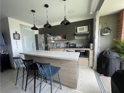 Apartamento de 3 alcobas en venta en Asdesilla, Sabaneta, 83 m² · foto 3 de 20